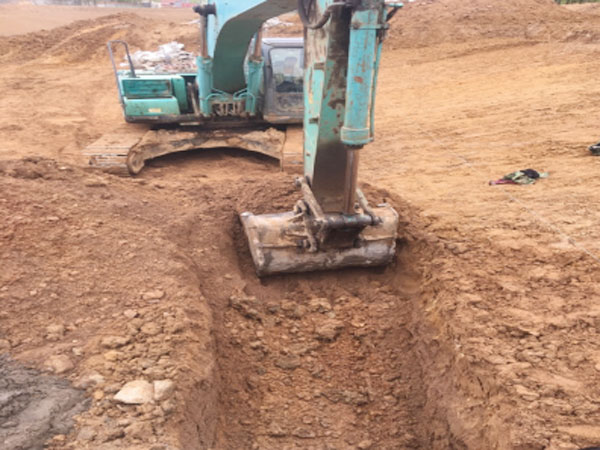 格宾石笼基础开挖